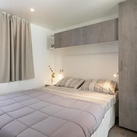 Village Riviera Holiday park