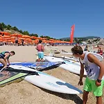 Village Riviera פארק נופש
