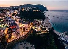 Kompleks wypoczynkowy Village Riviera 3*
