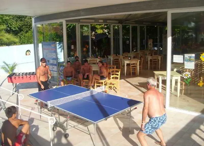 Parco vacanze Village Riviera 3*